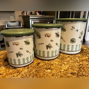 Pfaltzgraff Naturewood Kitchen Metal Canister Set of 3